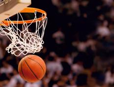 开云体育登录-篮球世界的平行胜利，辽宁全面压制爵士，库里主宰焦点之战