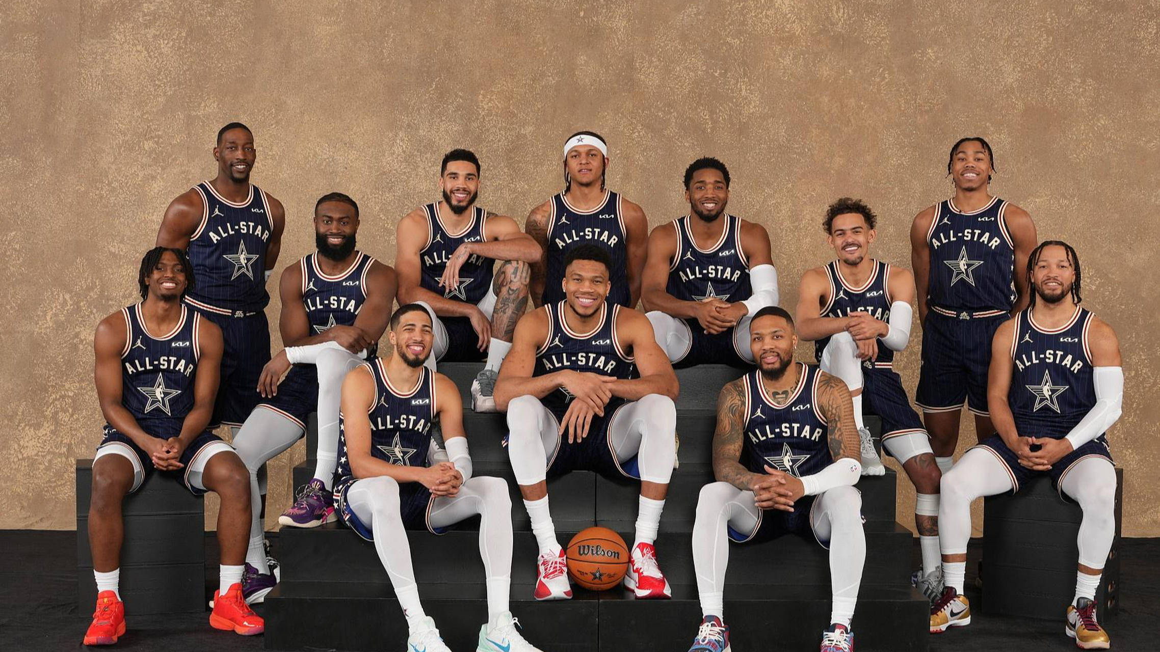 开云体育APP下载-包含NBA巨星助阵公益篮球赛集聚正能量的词条