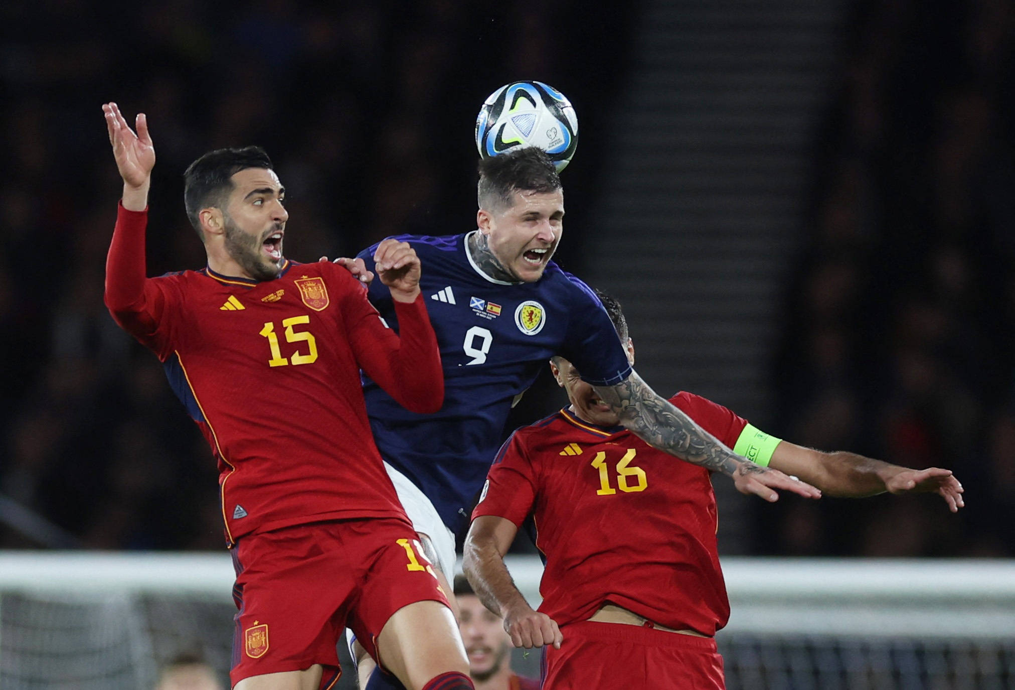 开云体育官方网站-包含埃及队客场击败喀麦隆,成功晋级欧洲预选赛决赛的词条