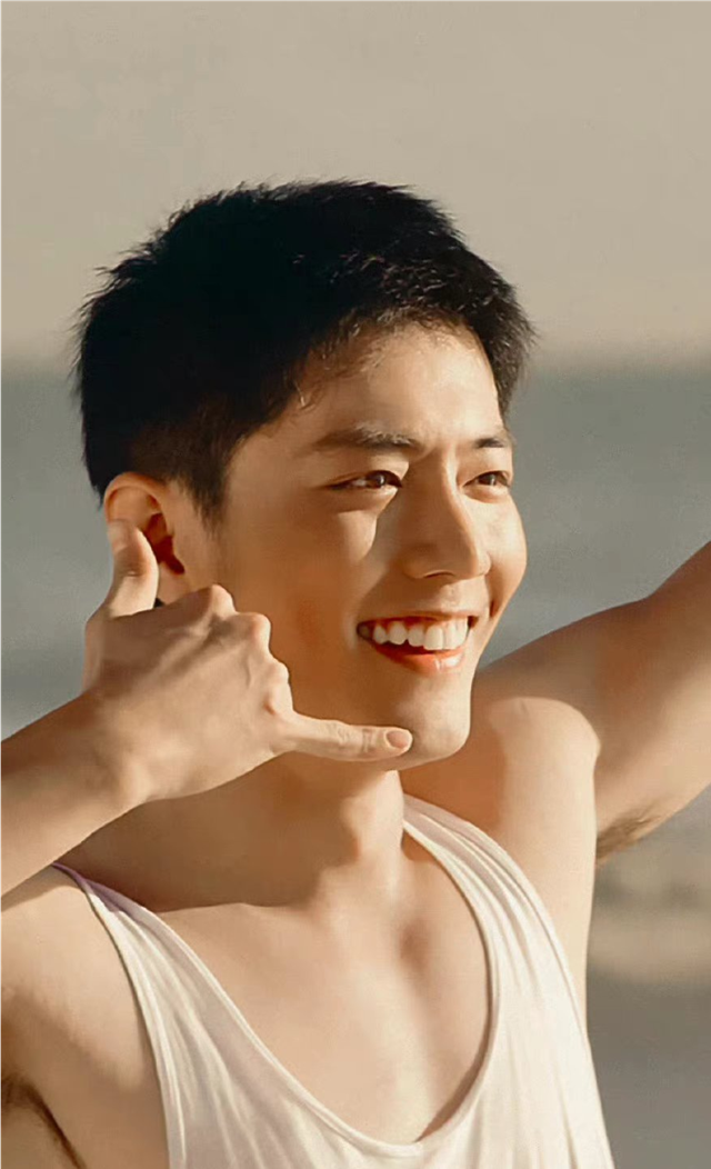 开云体育官网-JDG绝杀HKA,Elk单局斩获MVP顶尖较量半决赛,让粉丝疯狂欢呼