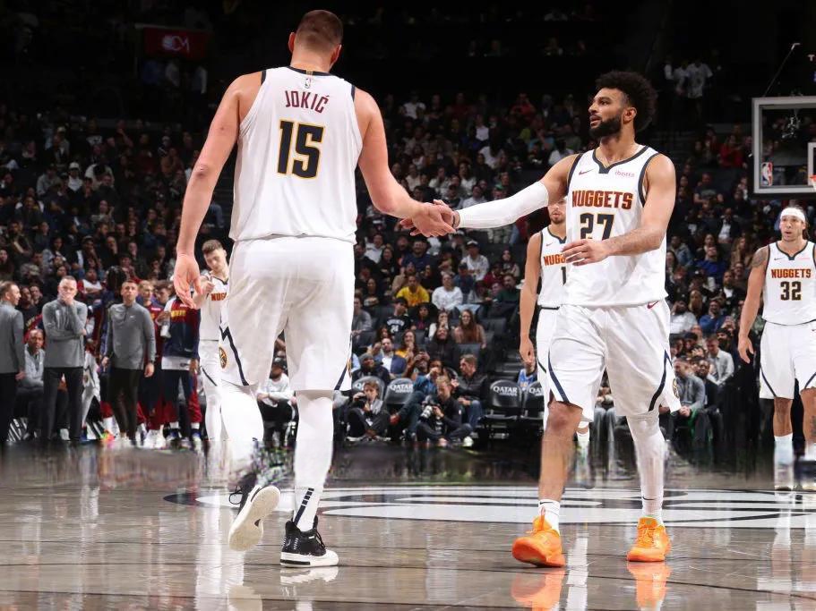 开云APP-爵士绝杀掘金,系列赛战成2-2平