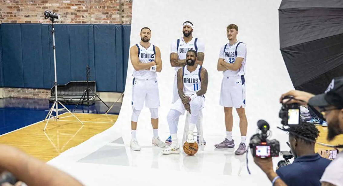 开云下载-人再胜独行侠转入胜率坦途，西蒙斯分雪藏卢卡斯统治力