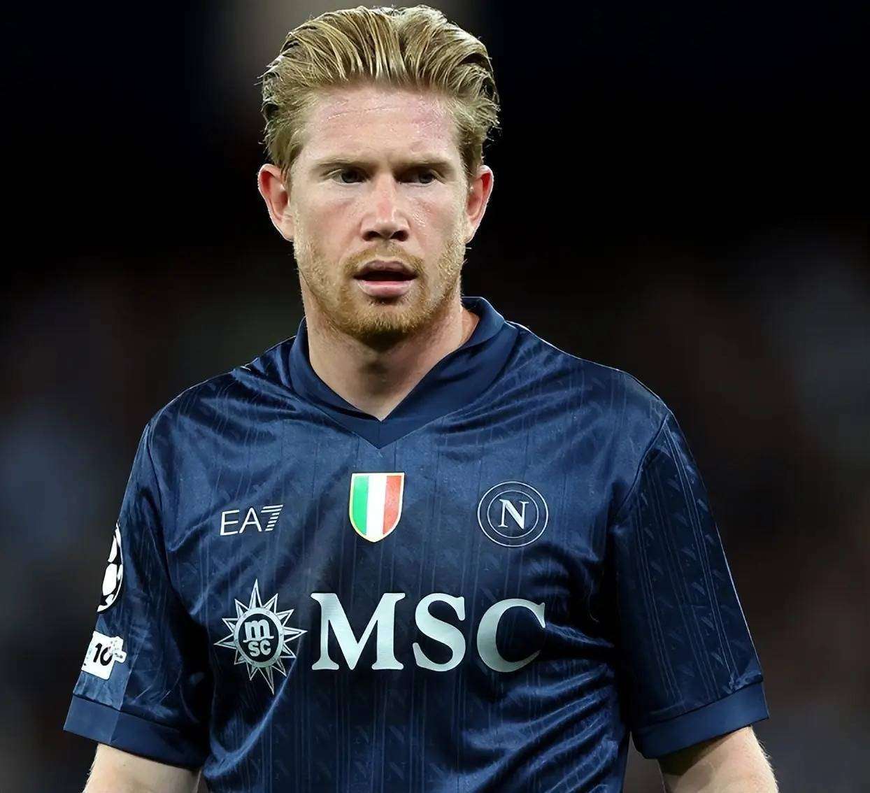 开云APP-十次尝试！球队频频射门但进球不易得