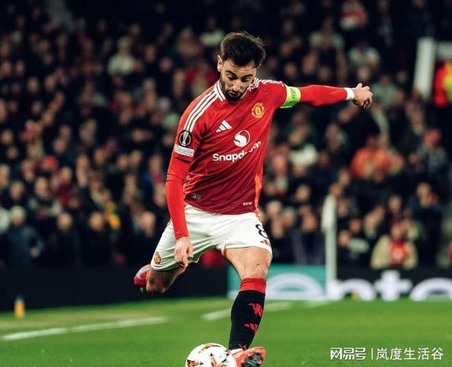 开云APP-十次尝试！球队频频射门但进球不易得