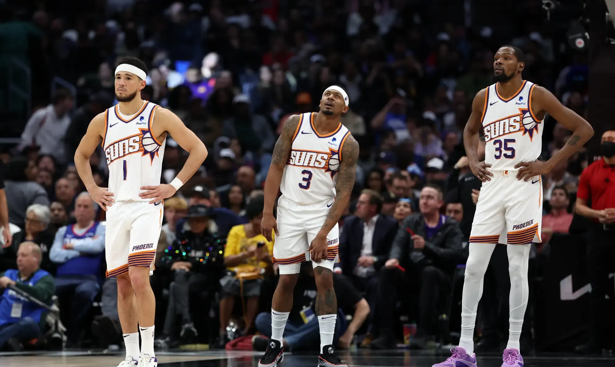 开云官网-鹈鹕队在西部半决赛中取得惊险胜利，晋级季后赛