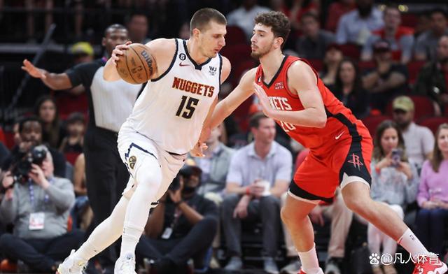 开云体育登录-欧洲篮球超级联赛激战正酣,明星球员出场