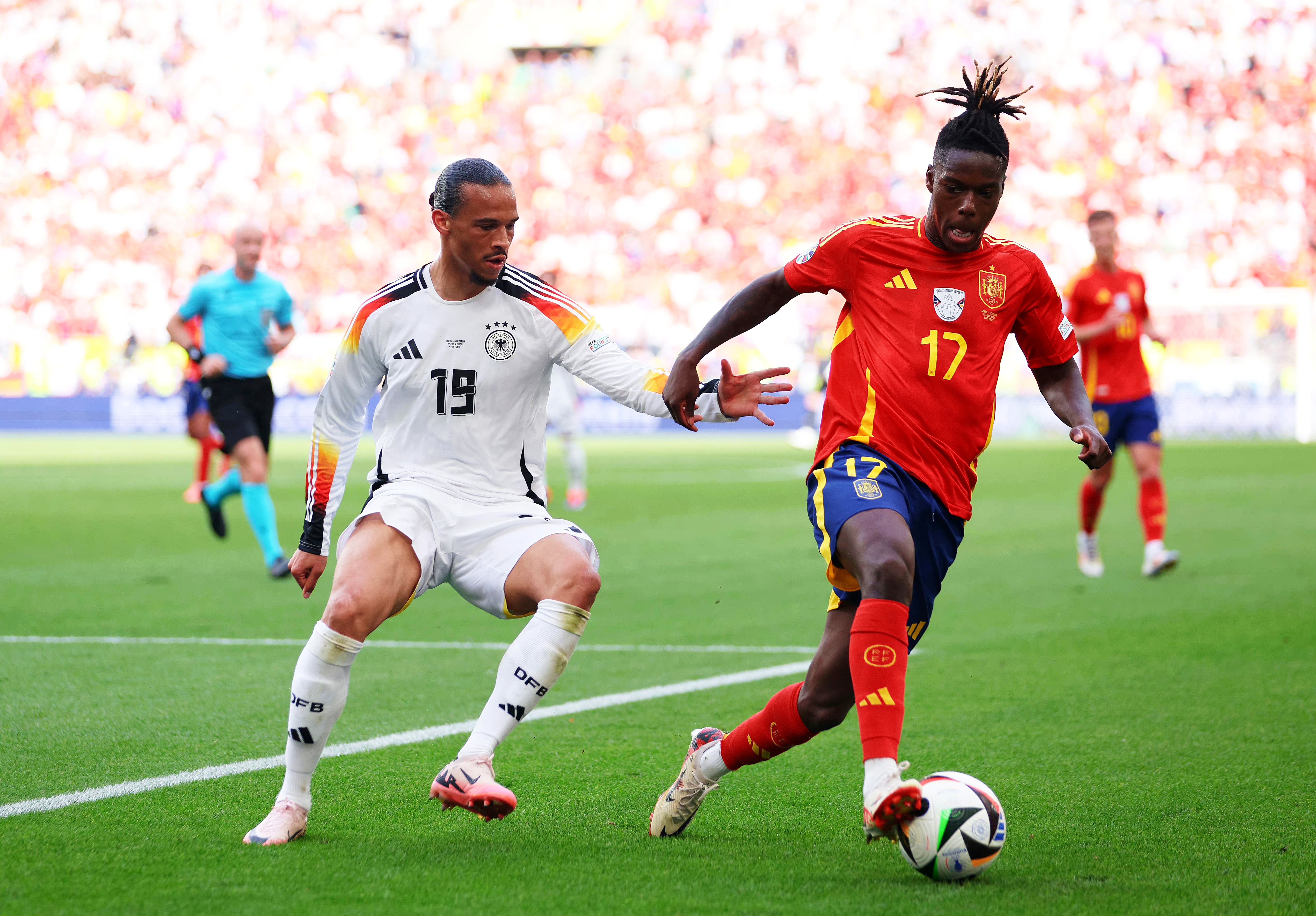 开云体育中国-葡萄牙队绝杀奥地利队,奥恰洛夫统治全场